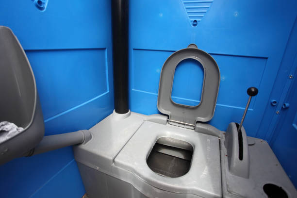 Portable Toilet Options We Offer in Plainfield Village, CT